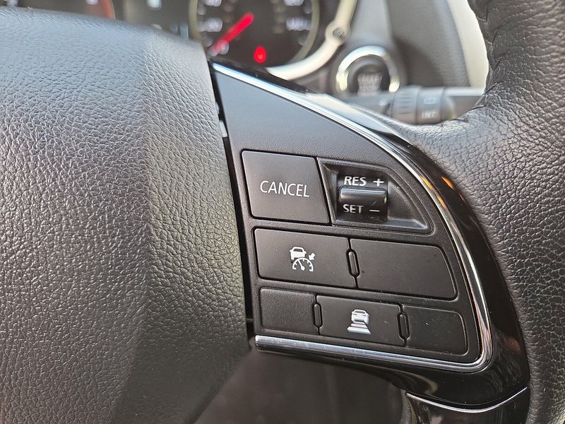 2024 Mitsubishi Eclipse Cross SE photo 31