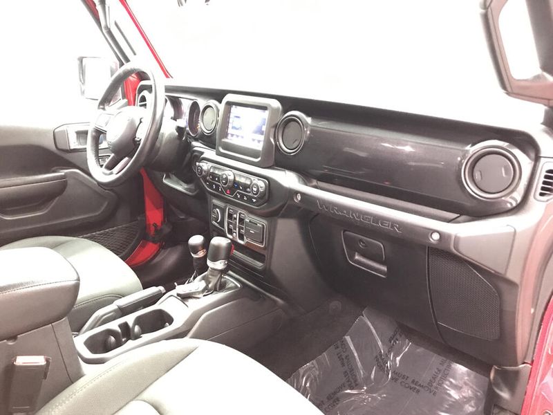 Used 2021 Jeep Wrangler Unlimited Sport AltitudeImage 23