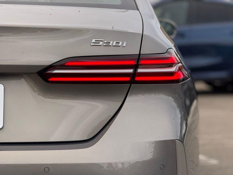 Used 2025 BMW 5 Series 530iImage 14