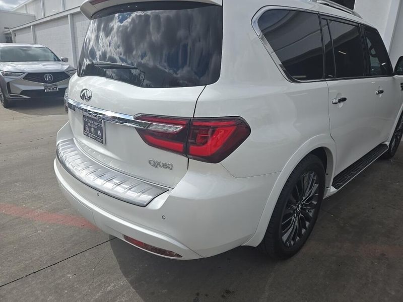 2022 Infiniti QX80 Sensory photo 3