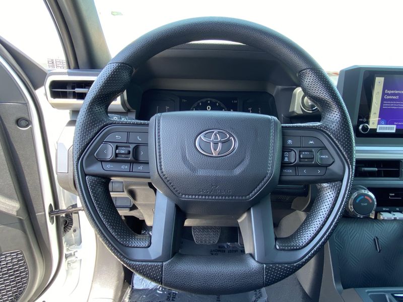 Used 2025 Toyota Tacoma SR5Image 26