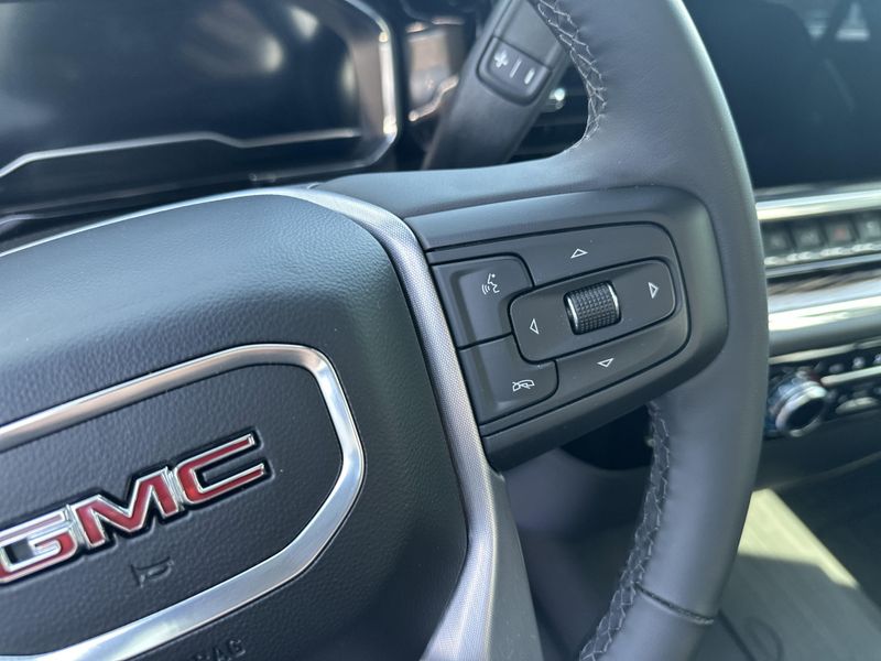 2023 GMC Sierra 1500 ElevationImage 29