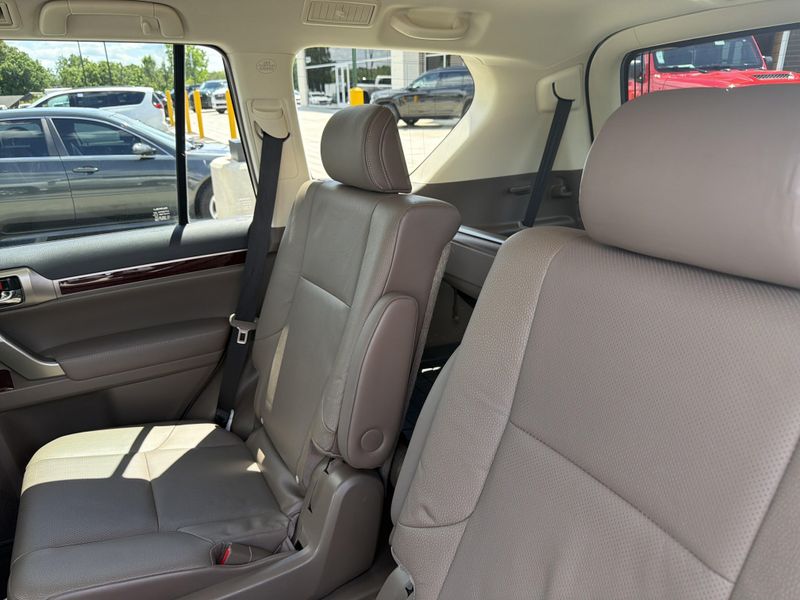 Used 2018 Lexus GX 460 PremiumImage 26
