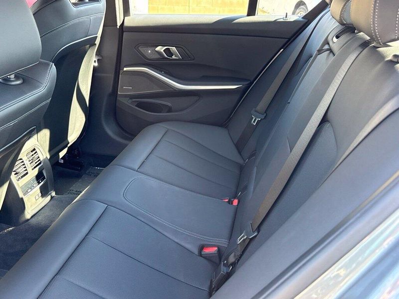 Used 2026 BMW 3 Series 330iImage 32