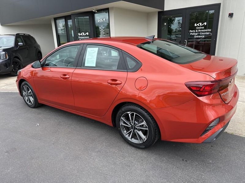 2023 Kia Forte LXSImage 7
