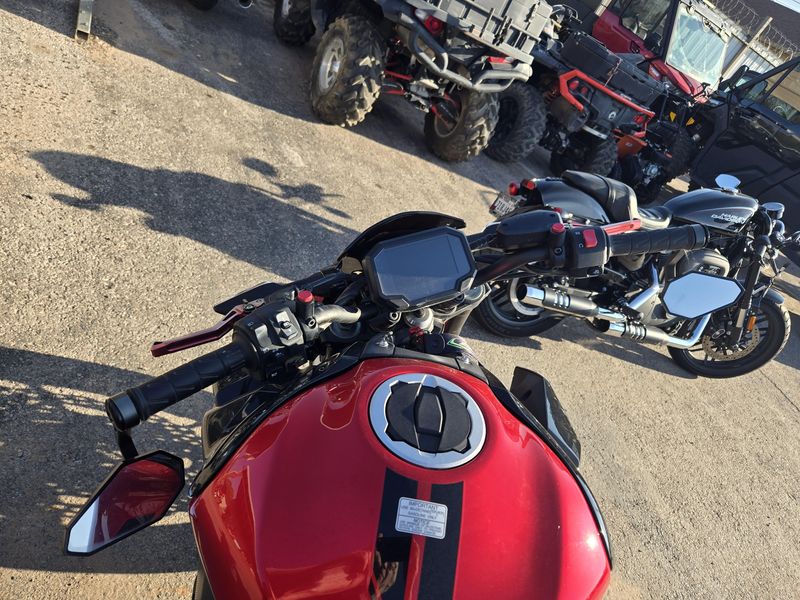 Used 2024 Kawasaki Z900 ABS Image 15