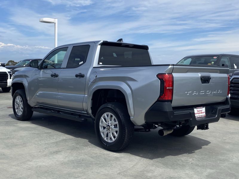 Used 2024 Toyota Tacoma SRImage 5
