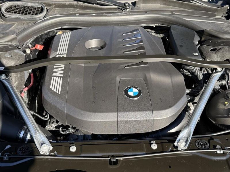 Used 2025 BMW 7 Series 740iImage 33