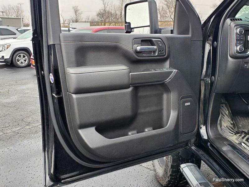 Used 2020 GMC Sierra 2500HD AT4