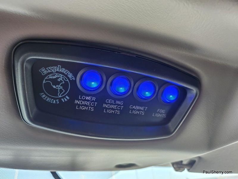 2023 Chevrolet Express Cargo Image 39