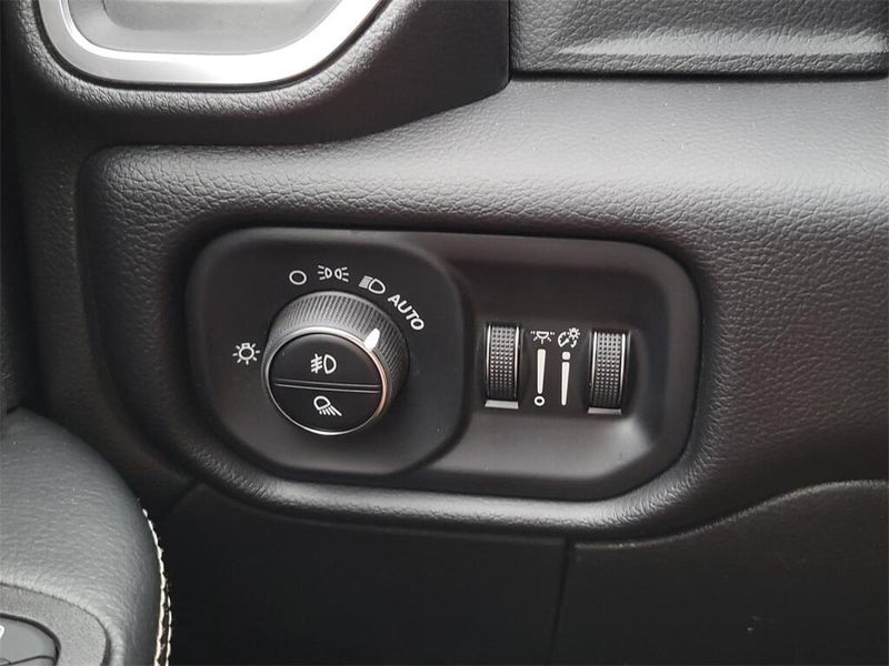 2025 RAM 2500 Laramie Mega Cab 4x4 6