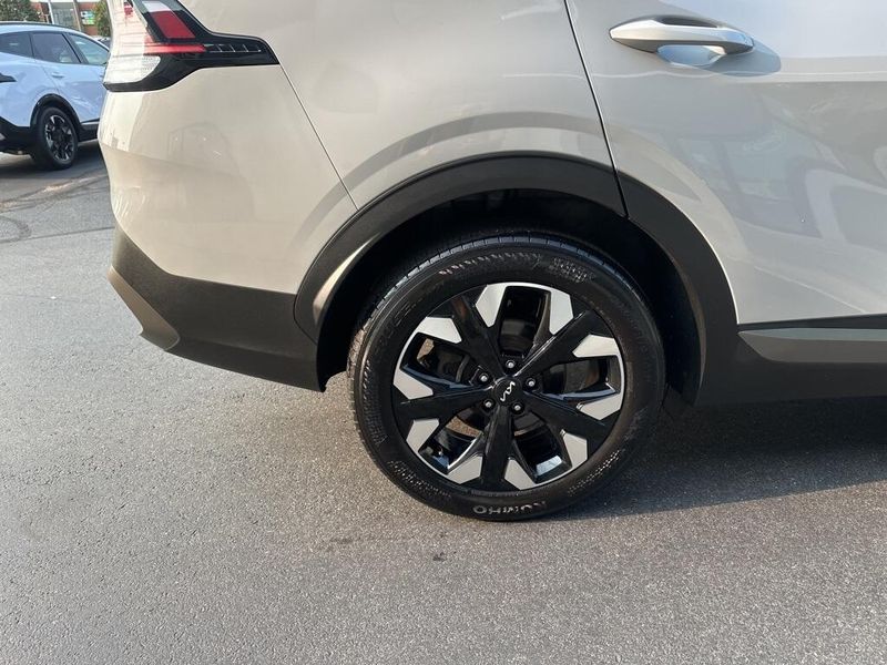 2023 Kia Sportage X-Line photo 14