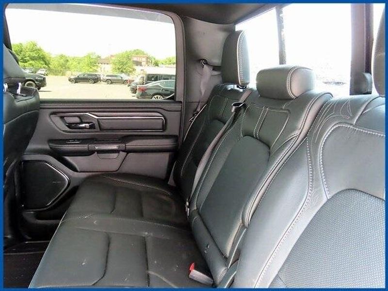 2022 RAM 1500 LimitedImage 12