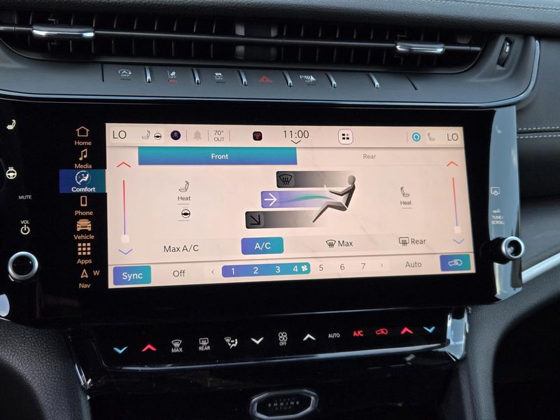 New 2026 Jeep Grand Cherokee L Laredo Altitude 4x4