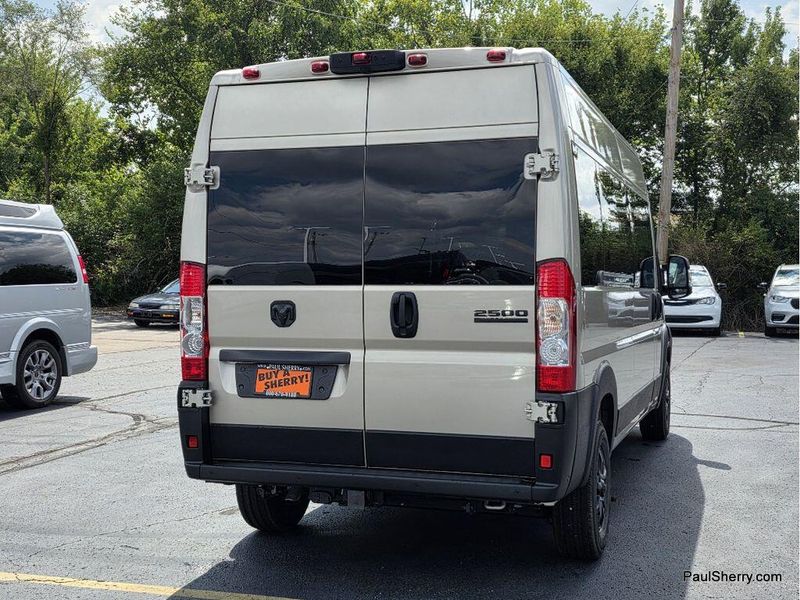 New 2026 RAM Promaster 2500 Slt+ Window Van High Roof 159' Wb