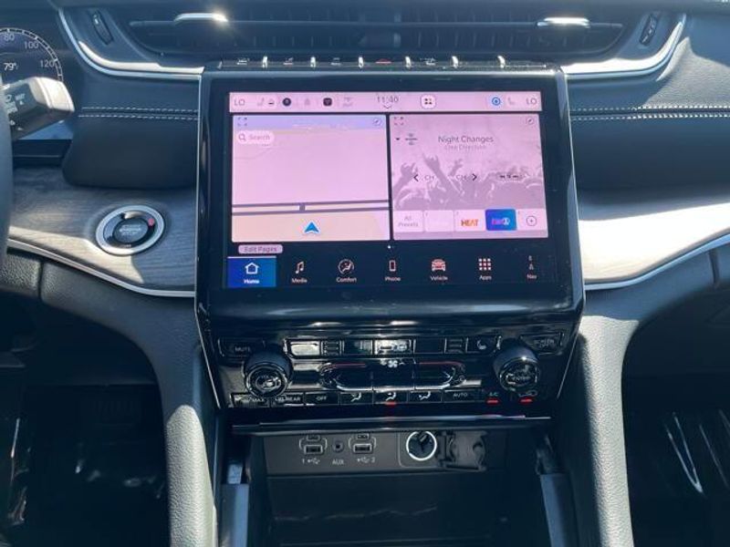 2025 Jeep Grand Cherokee Limited2025 Jeep Grand Cherokee L Limited 4x4