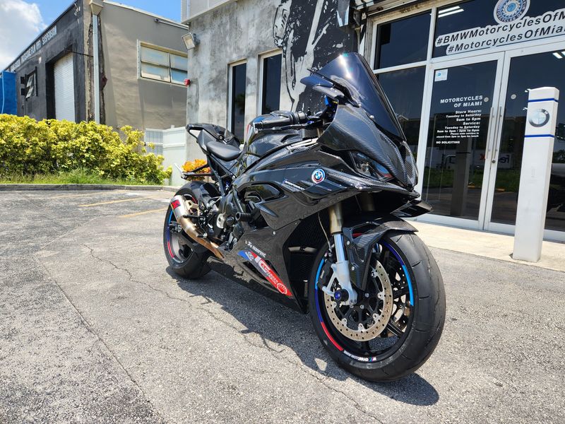2023 BMW S 1000 RR Image 9