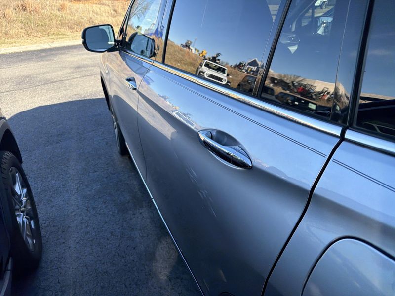 Used 2021 Honda Pilot Touring 7-PassengerImage 12