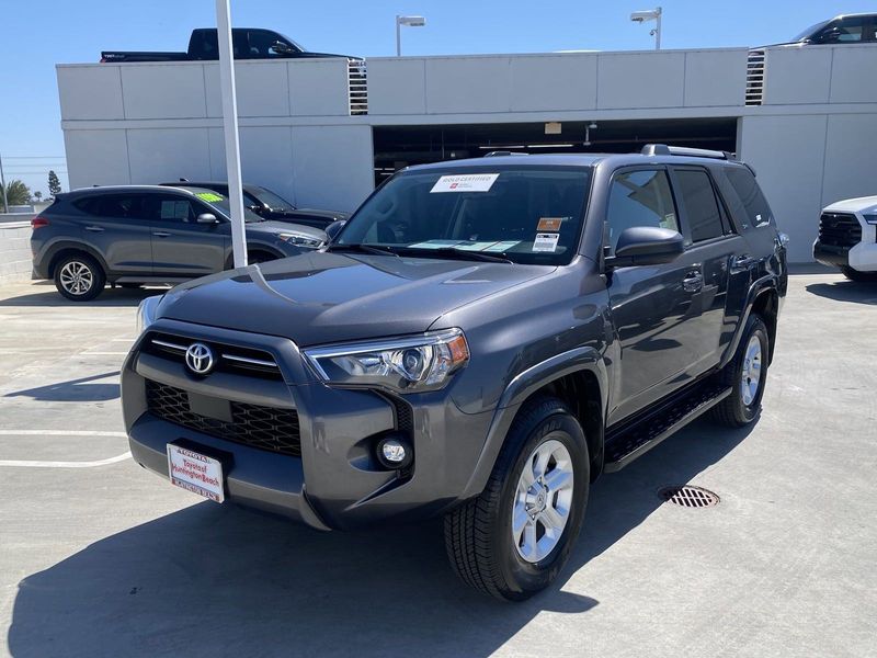 2023 Toyota 4Runner SR5Image 8