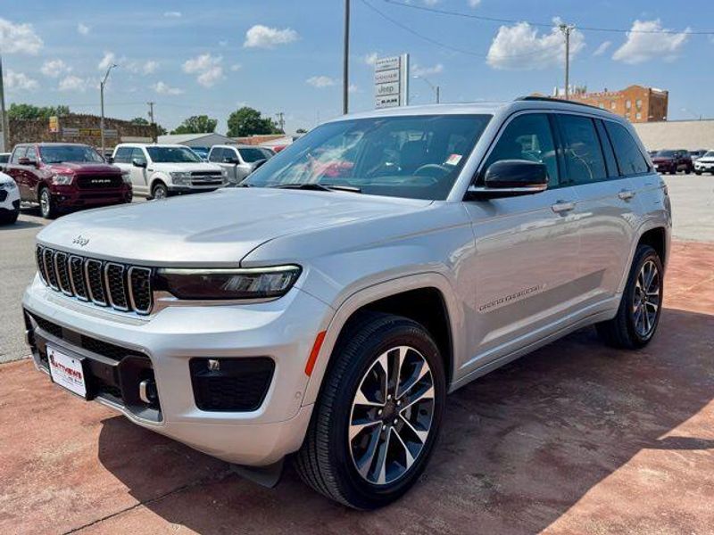 New 2025 Jeep Grand Cherokee Overland 4x4Image 1