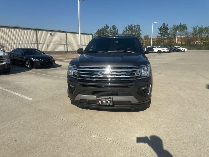 Used 2019 Ford Expedition XLTImage 2