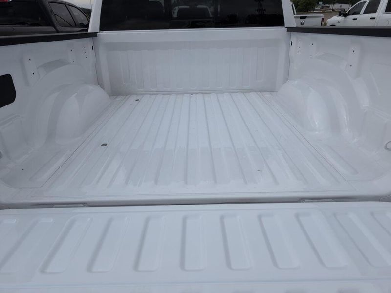 New 2025 RAM 1500 Laramie Crew Cab 4x4 5