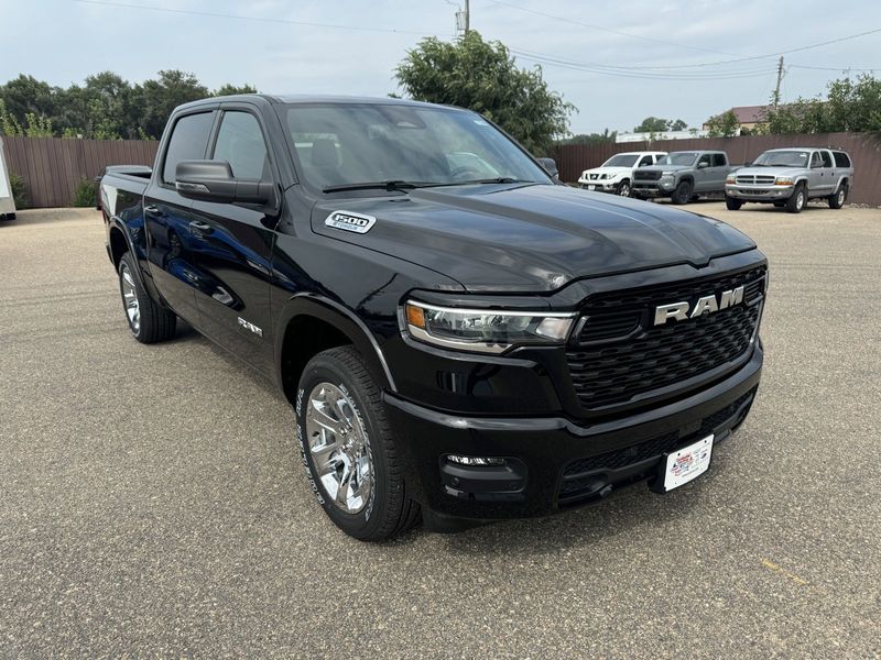 2025 RAM 1500 Big Horn Crew Cab 4x4 5