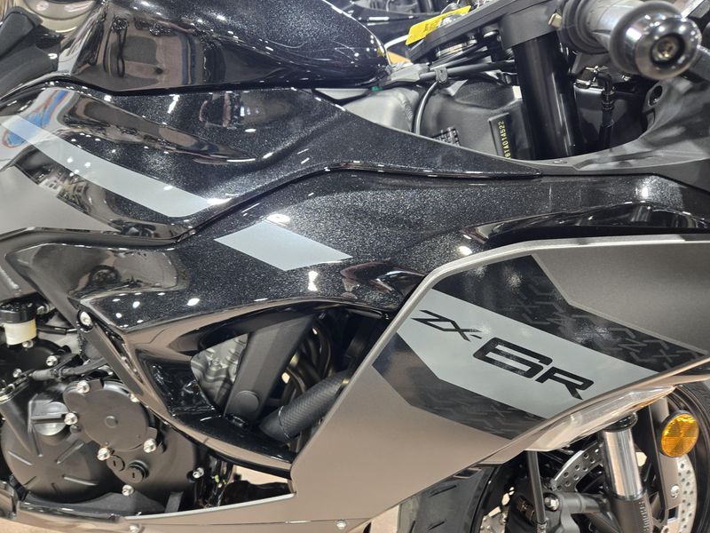 NEW 2026 KAWASAKI NINJA ZX6R Image 10