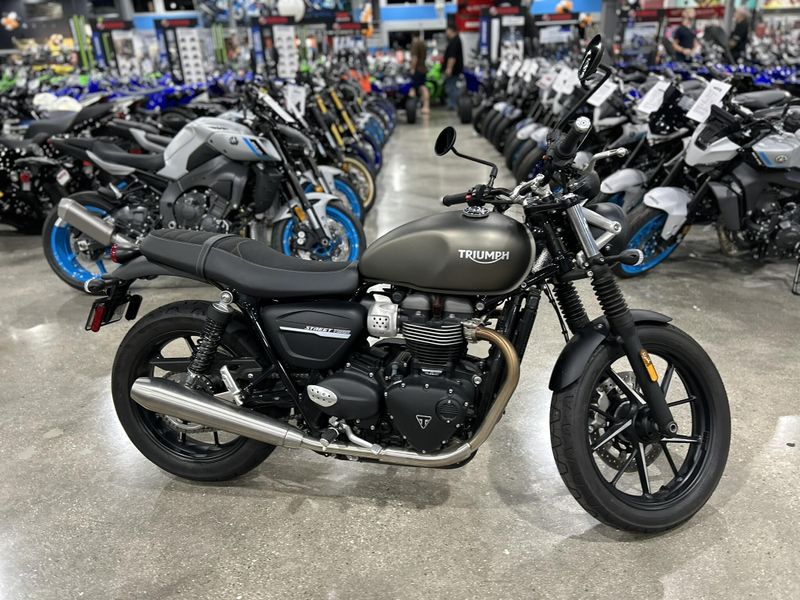 Used 2020 Triumph STREET TWIN Image 5