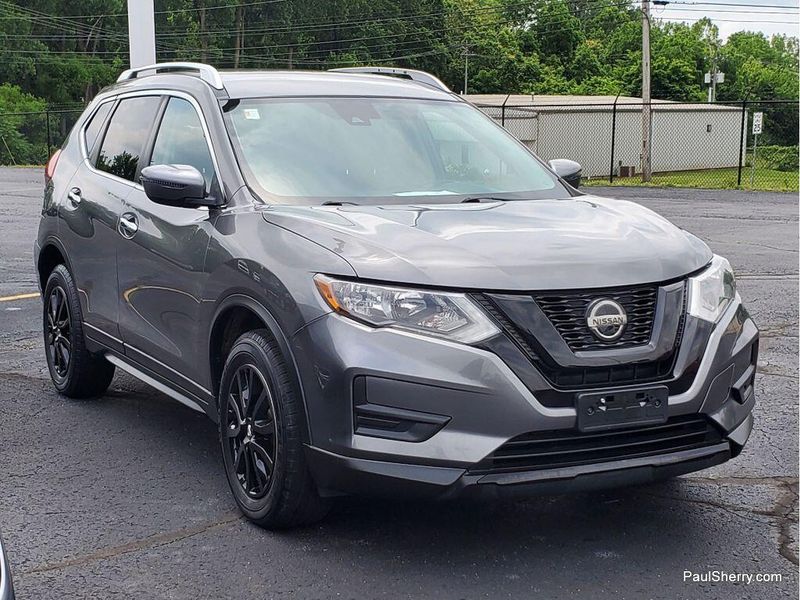 Used 2020 Nissan Rogue SV