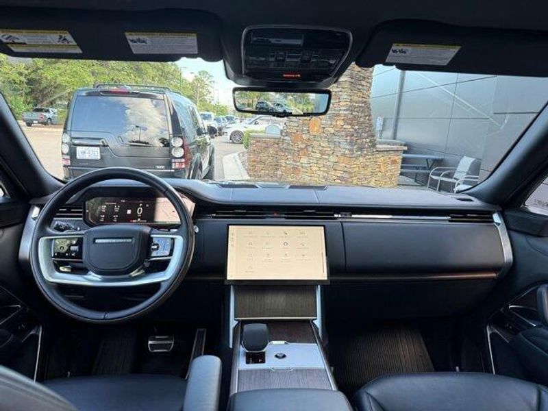 2024 Land Rover Range Rover Autobiography