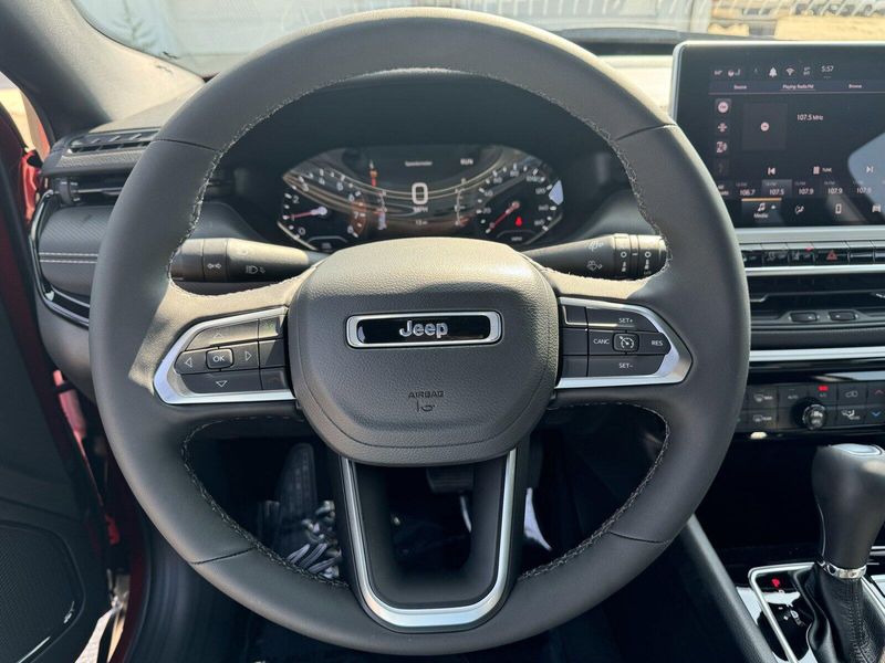 2024 Jeep Compass LatitudeImage 19