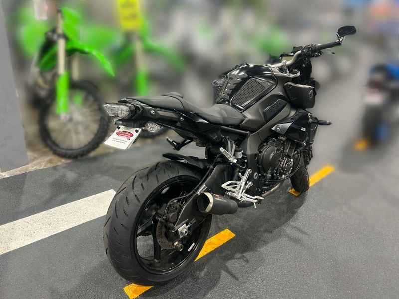 Used 2019 Yamaha MT-10 Image 15