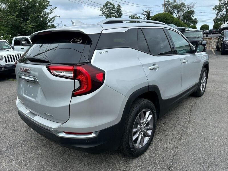 2022 Gmc Terrain SLT photo 6