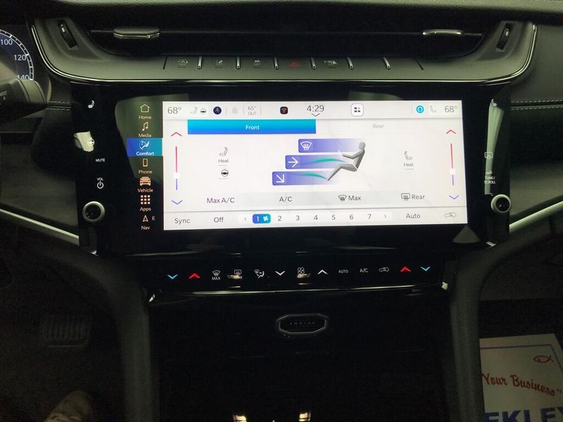 New 2026 Jeep Grand Cherokee L Limited 4x4Image 7