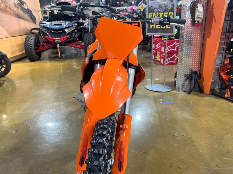 New 2025 KTM 450 SX-F Image 10