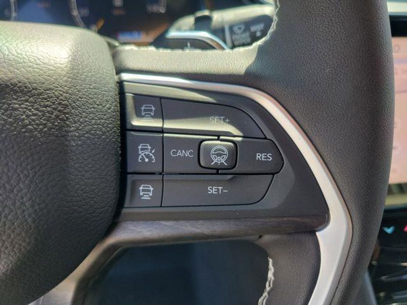 New 2026 Jeep Grand Cherokee Limited 4x4