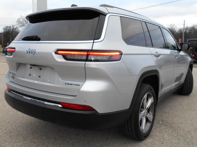 2021 Jeep Grand Cherokee L LimitedImage 30