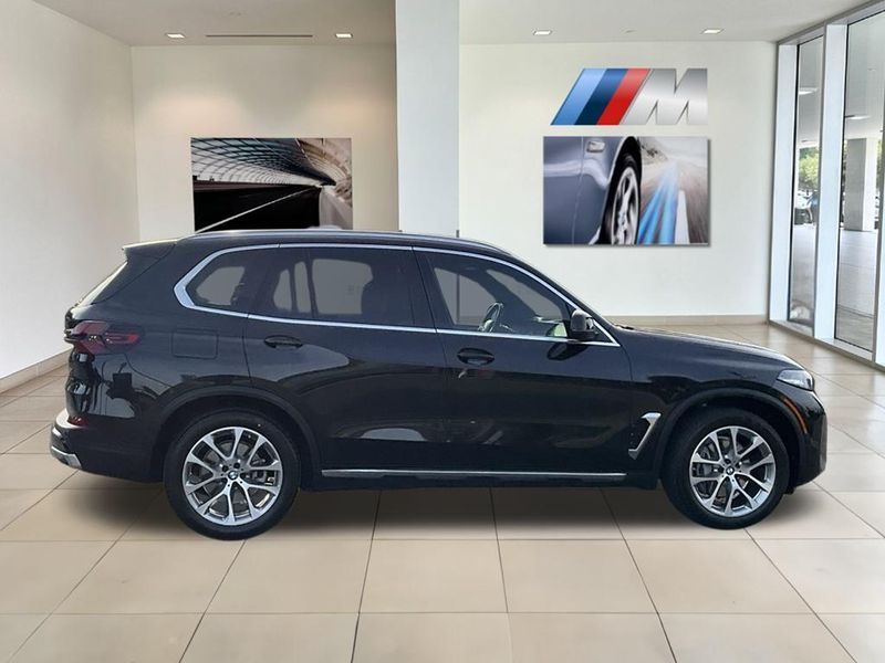 2024 BMW X5 xDrive40iImage 9