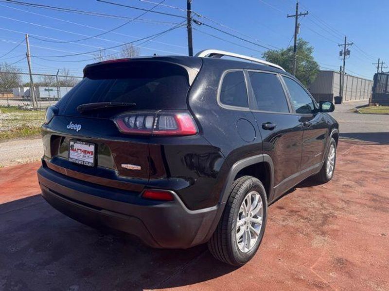 Used 2021 Jeep Cherokee LatitudeImage 5
