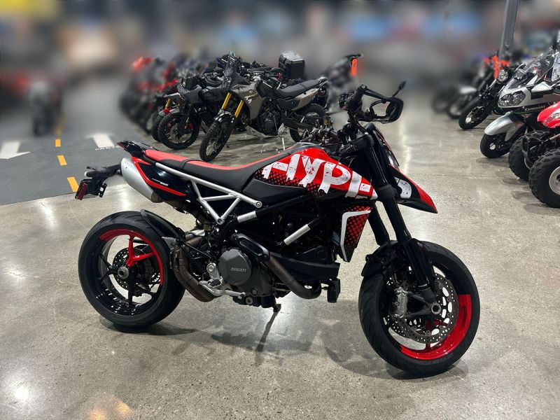 Used 2022 Ducati HYPERMOTARD 950 RVE Image 11
