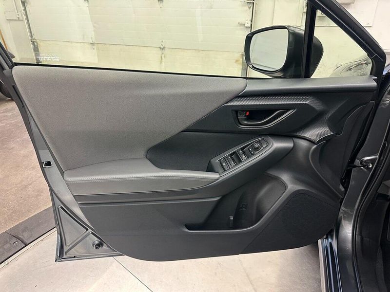 2025 Subaru Crosstrek Premium photo 10