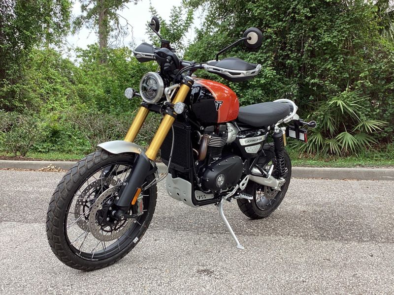 2024 Triumph Scrambler 1200 XE