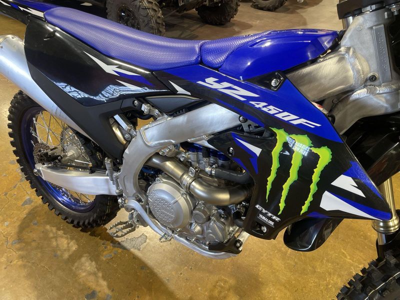 New 2027 Yamaha YZ450F MONSTER EDITION Image 13