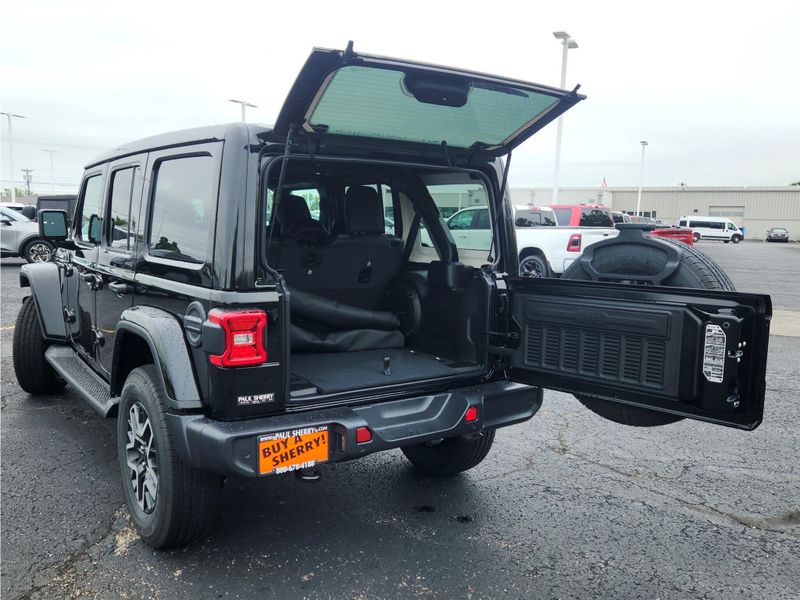 New 2027 Jeep Wrangler 4-door Sahara