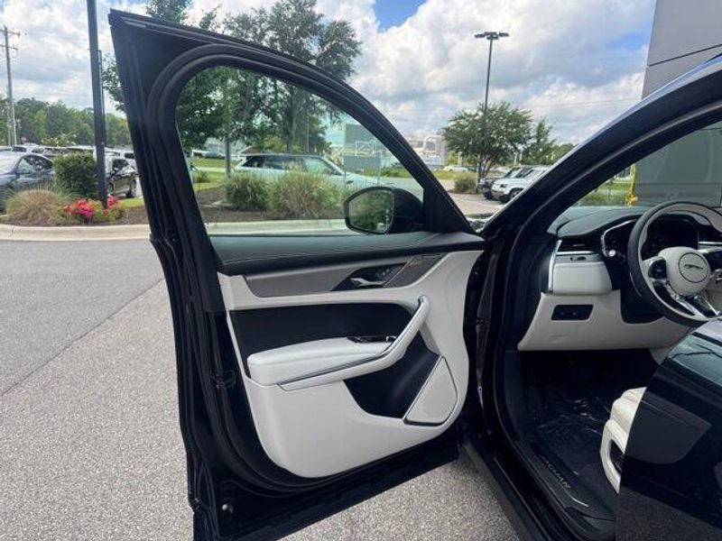 2026 Jaguar F-PACE R-Dynamic S