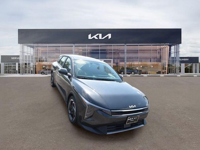 New 2026 Kia K4 EXImage 10