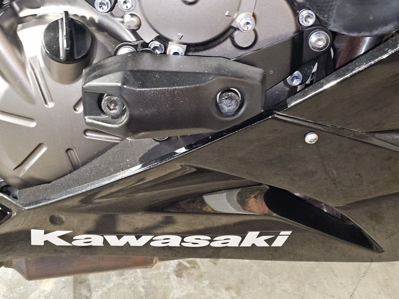 2019 Kawasaki Ninja ZX6R ABSImage 16