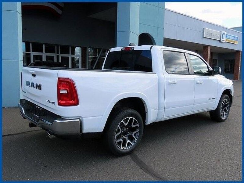 2025 RAM 1500 LaramieImage 7