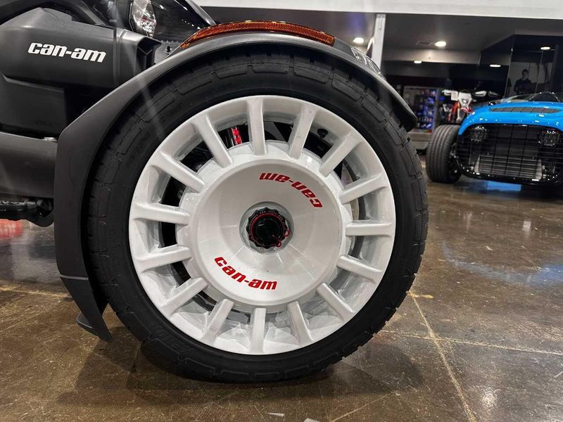 New 2024 Can-Am RYKER RALLY 900 Image 7